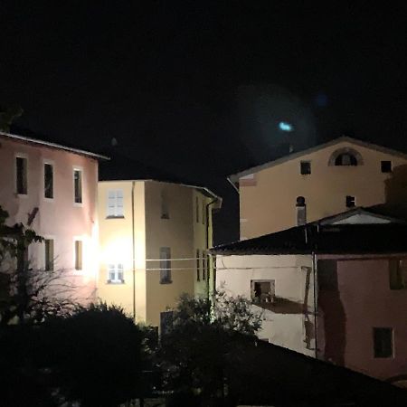 Апартаменти Barga Lucca Centro Storico Con Giardino Екстер'єр фото