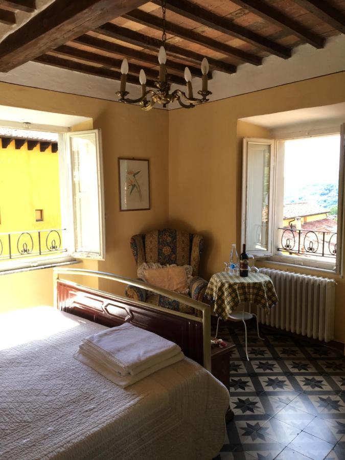 Апартаменти Barga Lucca Centro Storico Con Giardino Екстер'єр фото